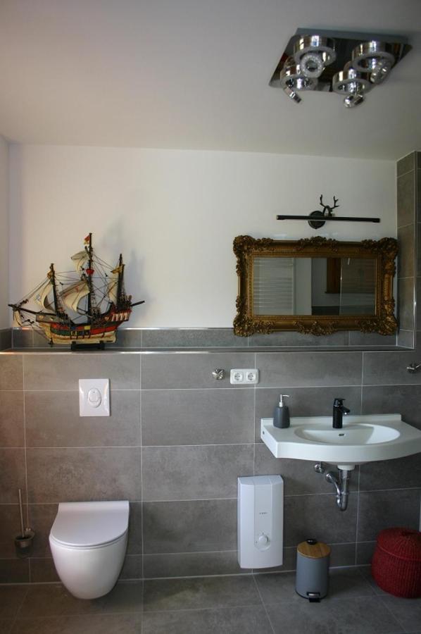 Apartament Traudi'S Huesing Born Zewnętrze zdjęcie
